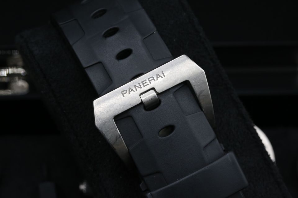 Panerai Luminor Submersible PAM00614 Image 3
